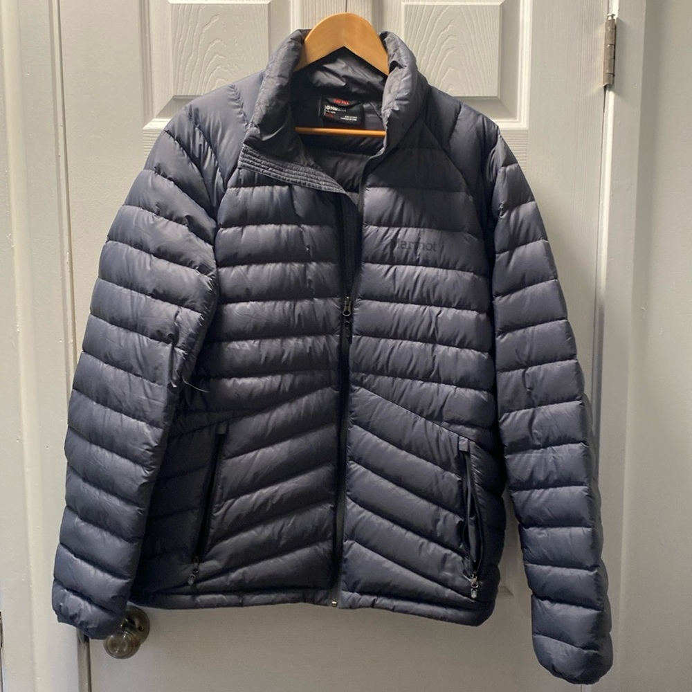 Mens Marmot Puffer “Highlander” 700 Down fill Coat XL. Silver Gray (Onyx).